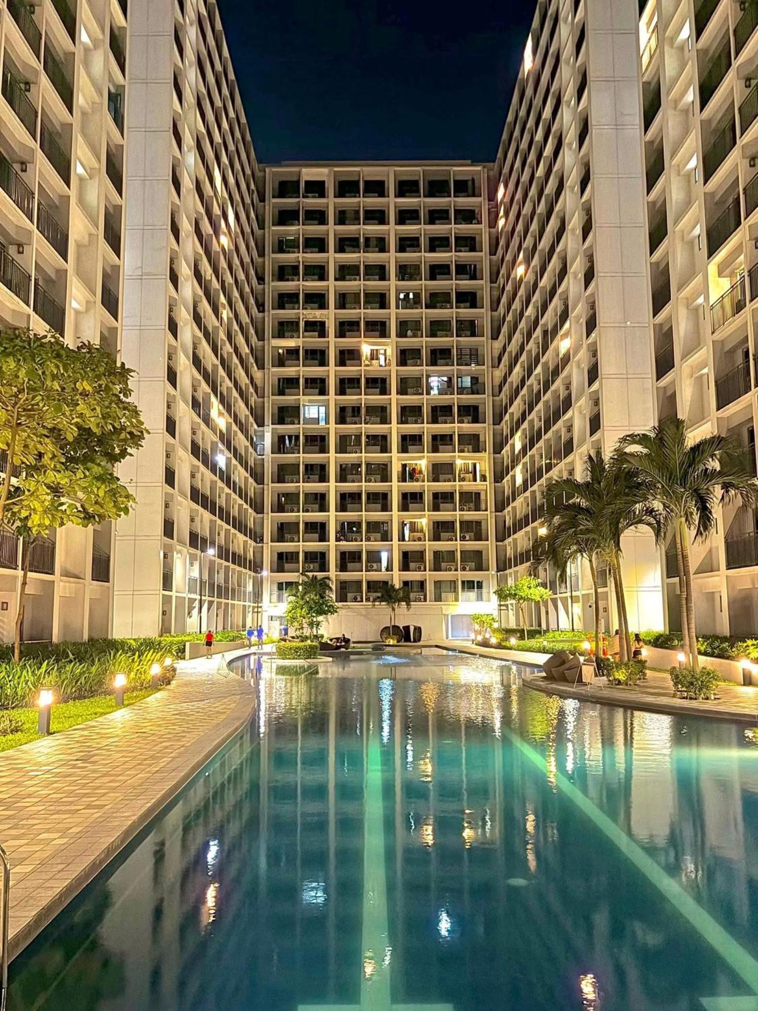Mall Of Casa De Lune At Shore 2 Aparthotel